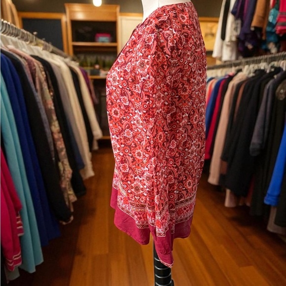 LOFT Red Long Sleeve Buttoned Blouse - Picture 2 of 5